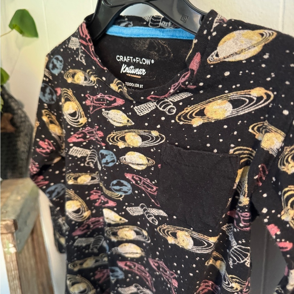 Craft + Flow Knitwear Space Print Long Sleeve Tee | Size 3T 🚀🪐✨ - Picture 6 of 6